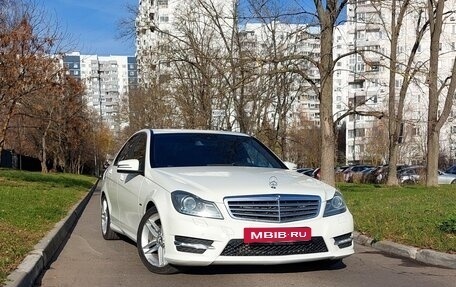 Mercedes-Benz C-Класс, 2011 год, 1 470 000 рублей, 2 фотография