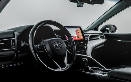 Toyota Camry, 2023 год, 3 400 000 рублей, 20 фотография