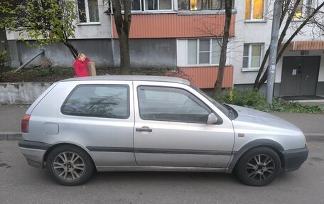 Volkswagen Golf III, 1993 год, 160 000 рублей, 2 фотография