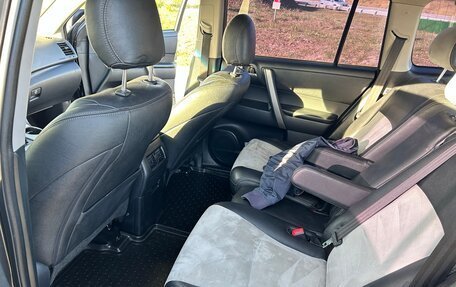 Toyota Highlander III, 2013 год, 1 570 000 рублей, 7 фотография