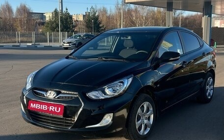 Hyundai Solaris II рестайлинг, 2011 год, 480 000 рублей, 1 фотография