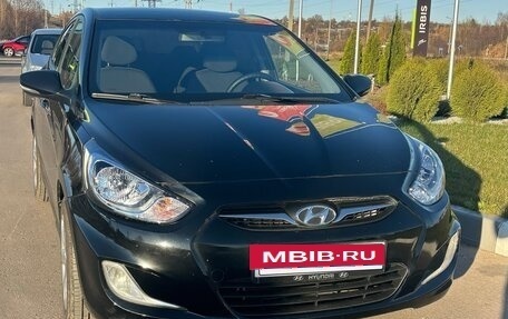 Hyundai Solaris II рестайлинг, 2011 год, 480 000 рублей, 3 фотография