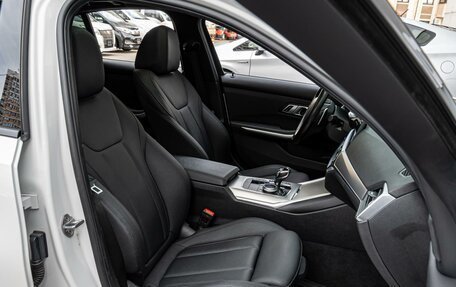 BMW 3 серия, 2019 год, 3 930 000 рублей, 9 фотография