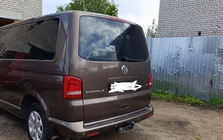 Volkswagen Caravelle T5, 2011 год, 2 300 000 рублей, 2 фотография
