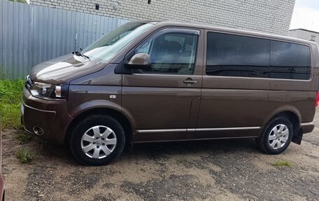 Volkswagen Caravelle T5, 2011 год, 2 300 000 рублей, 8 фотография