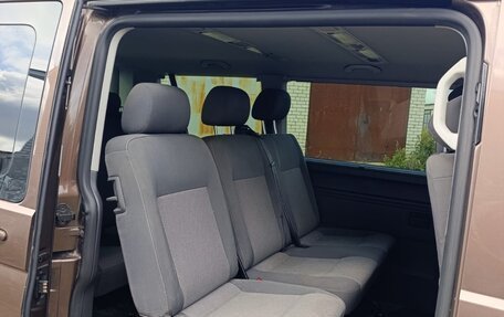 Volkswagen Caravelle T5, 2011 год, 2 300 000 рублей, 13 фотография