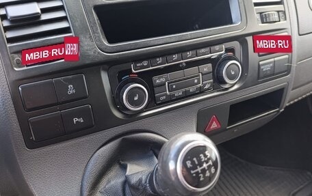 Volkswagen Caravelle T5, 2011 год, 2 300 000 рублей, 10 фотография
