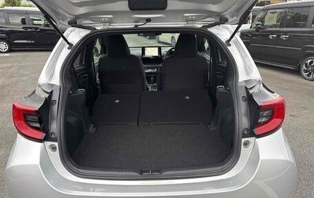 Toyota Yaris, 2021 год, 980 000 рублей, 21 фотография