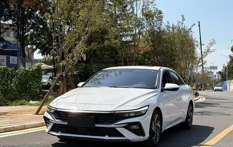 Hyundai Elantra, 2023 год, 1 347 000 рублей, 3 фотография