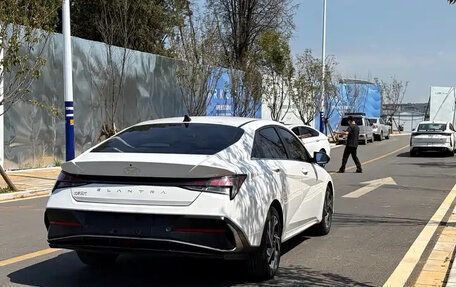 Hyundai Elantra, 2023 год, 1 347 000 рублей, 6 фотография