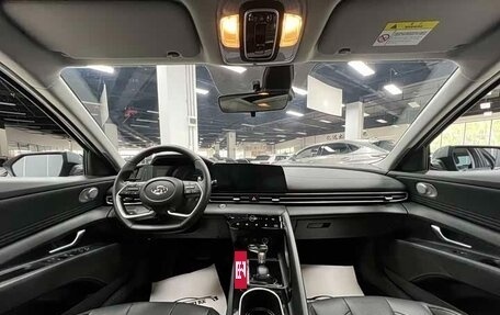 Hyundai Elantra, 2022 год, 1 570 020 рублей, 8 фотография