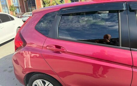 Honda Fit III, 2017 год, 1 200 000 рублей, 5 фотография