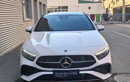 Mercedes-Benz A-Класс, 2023 год, 1 647 000 рублей, 2 фотография