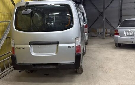 Nissan Caravan IV, 2002 год, 950 000 рублей, 4 фотография