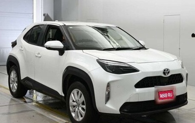 Toyota Yaris Cross, 2023 год, 1 900 000 рублей, 1 фотография