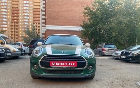 MINI Hatch, 2021 год, 2 800 000 рублей, 5 фотография