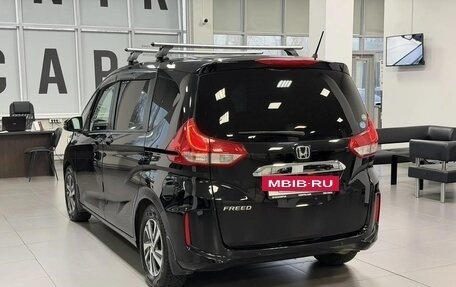 Honda Freed II, 2020 год, 1 670 000 рублей, 3 фотография