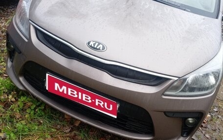 KIA Rio IV, 2018 год, 890 000 рублей, 1 фотография
