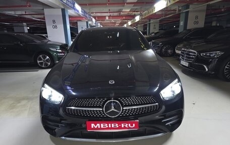 Mercedes-Benz E-Класс, 2023 год, 4 993 777 рублей, 1 фотография