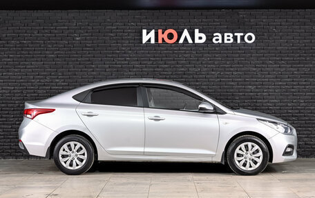 Hyundai Solaris II рестайлинг, 2018 год, 1 100 000 рублей, 9 фотография