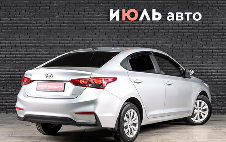 Hyundai Solaris II рестайлинг, 2018 год, 1 100 000 рублей, 4 фотография