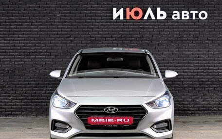 Hyundai Solaris II рестайлинг, 2018 год, 1 100 000 рублей, 2 фотография