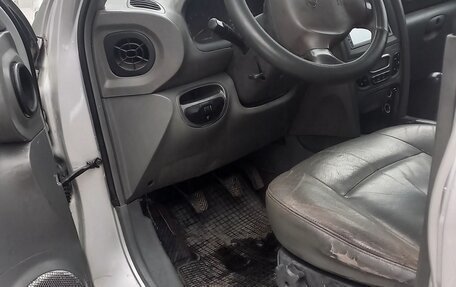 Hyundai Santa Fe III рестайлинг, 2003 год, 500 000 рублей, 7 фотография