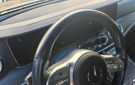 Mercedes-Benz E-Класс, 2019 год, 4 150 000 рублей, 6 фотография