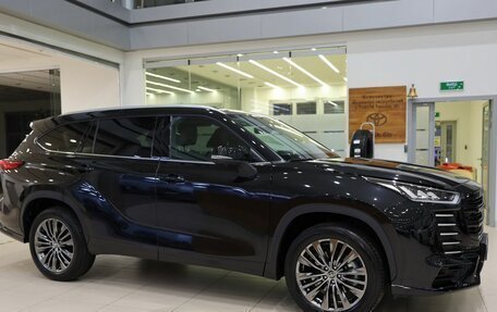Toyota Highlander, 2026 год, 6 000 000 рублей, 5 фотография