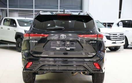 Toyota Highlander, 2026 год, 6 000 000 рублей, 8 фотография