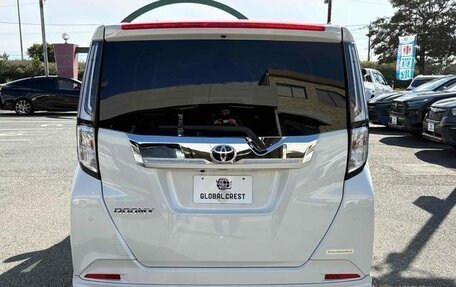 Toyota Roomy I, 2023 год, 890 000 рублей, 4 фотография