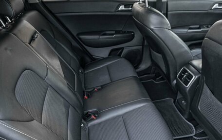 KIA Sportage IV рестайлинг, 2018 год, 2 080 000 рублей, 8 фотография