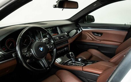 BMW 5 серия, 2015 год, 1 998 000 рублей, 5 фотография