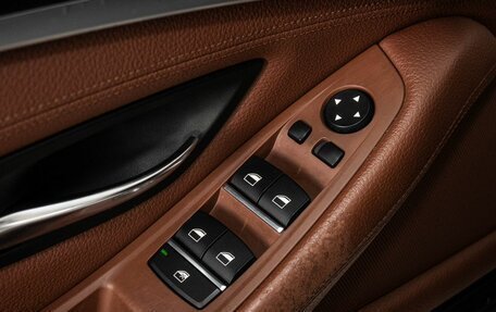 BMW 5 серия, 2015 год, 1 998 000 рублей, 16 фотография