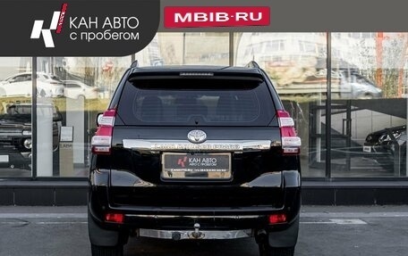 Toyota Land Cruiser Prado 150 рестайлинг, 2015 год, 3 190 600 рублей, 4 фотография