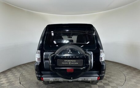 Mitsubishi Pajero IV рестайлинг 2, 2012 год, 1 770 000 рублей, 3 фотография