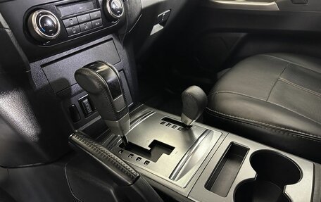Mitsubishi Pajero IV рестайлинг 2, 2012 год, 1 770 000 рублей, 13 фотография