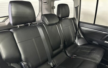 Mitsubishi Pajero IV рестайлинг 2, 2012 год, 1 770 000 рублей, 15 фотография