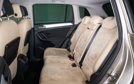 Volkswagen Tiguan II, 2017 год, 2 200 000 рублей, 9 фотография