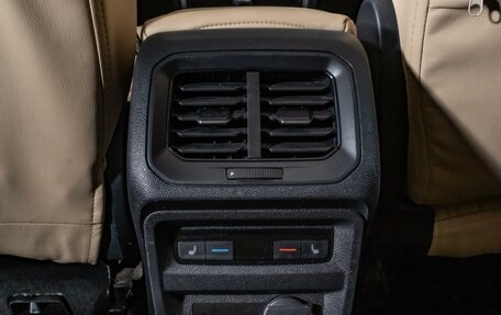 Volkswagen Tiguan II, 2017 год, 2 200 000 рублей, 25 фотография