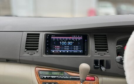 Toyota ISis I, 2010 год, 1 099 000 рублей, 21 фотография