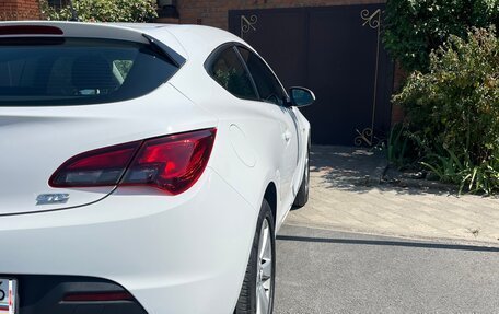 Opel Astra J, 2013 год, 890 000 рублей, 6 фотография