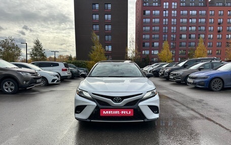Toyota Camry, 2019 год, 2 550 000 рублей, 3 фотография