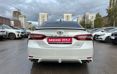 Toyota Camry, 2019 год, 2 550 000 рублей, 9 фотография