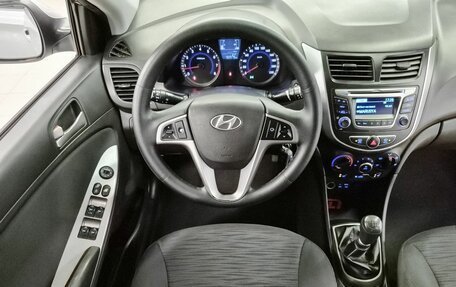 Hyundai Solaris II рестайлинг, 2015 год, 839 000 рублей, 7 фотография