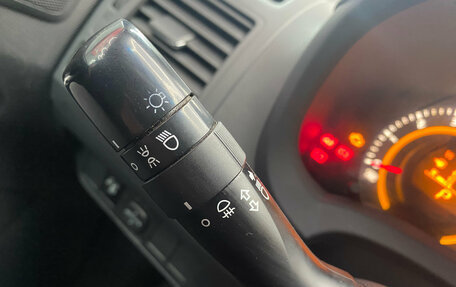 Toyota Auris II, 2011 год, 1 150 000 рублей, 17 фотография