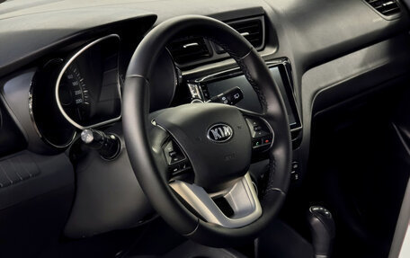 KIA Rio III рестайлинг, 2013 год, 735 000 рублей, 10 фотография