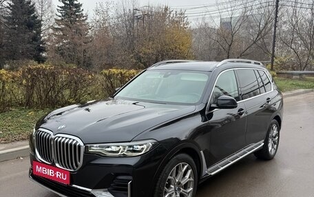 BMW X7, 2020 год, 7 000 000 рублей, 3 фотография