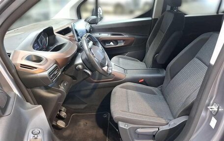 Peugeot Rifter I, 2023 год, 3 230 000 рублей, 12 фотография