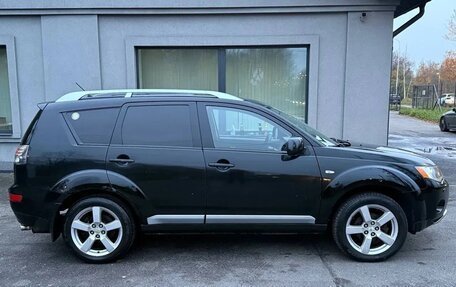 Mitsubishi Outlander III рестайлинг 3, 2007 год, 759 999 рублей, 3 фотография